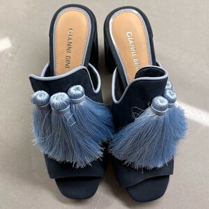 Gianni Bini Moneekas Block Heel Tassel Mules Size 6.5